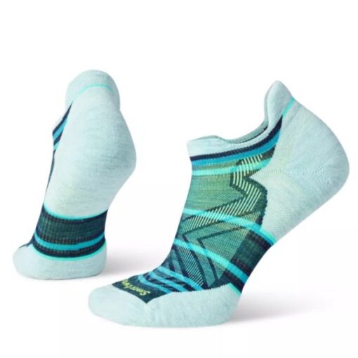 Women's Smartwool Run Targeted Cushion Stripe Ankle Socks Medium Twilight Blue